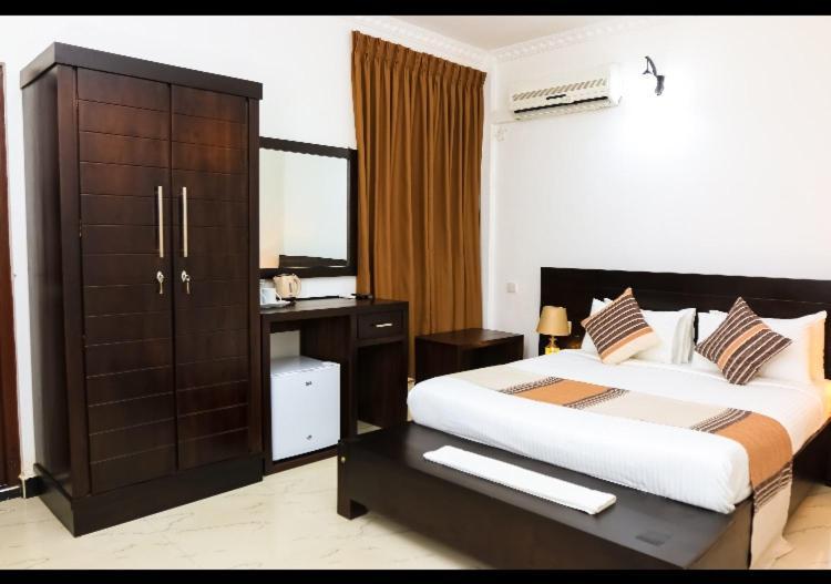 Oyo Motelvip Κολόμπο Εξωτερικό φωτογραφία