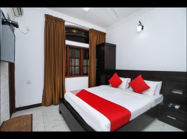 Oyo Motelvip Κολόμπο Εξωτερικό φωτογραφία
