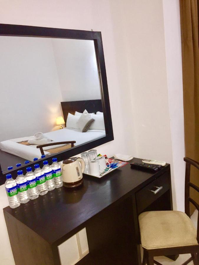 Oyo Motelvip Κολόμπο Εξωτερικό φωτογραφία